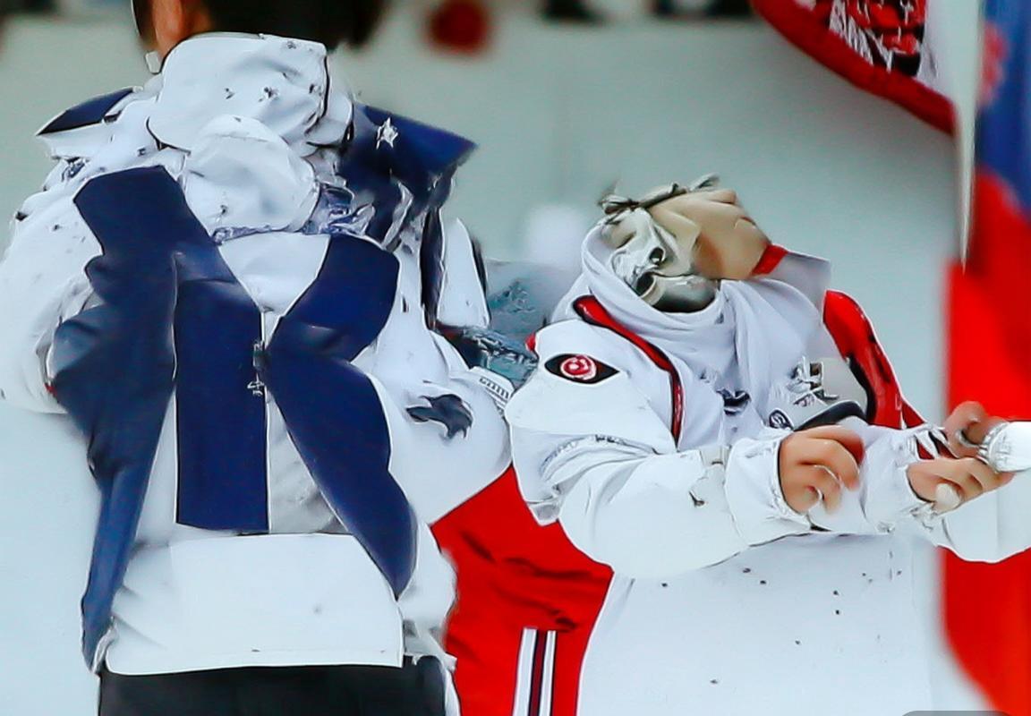 火箭队西部排名升至第四！季后赛前景明朗，狄龙·布鲁克斯25分建功，太阳队助攻关键胜利